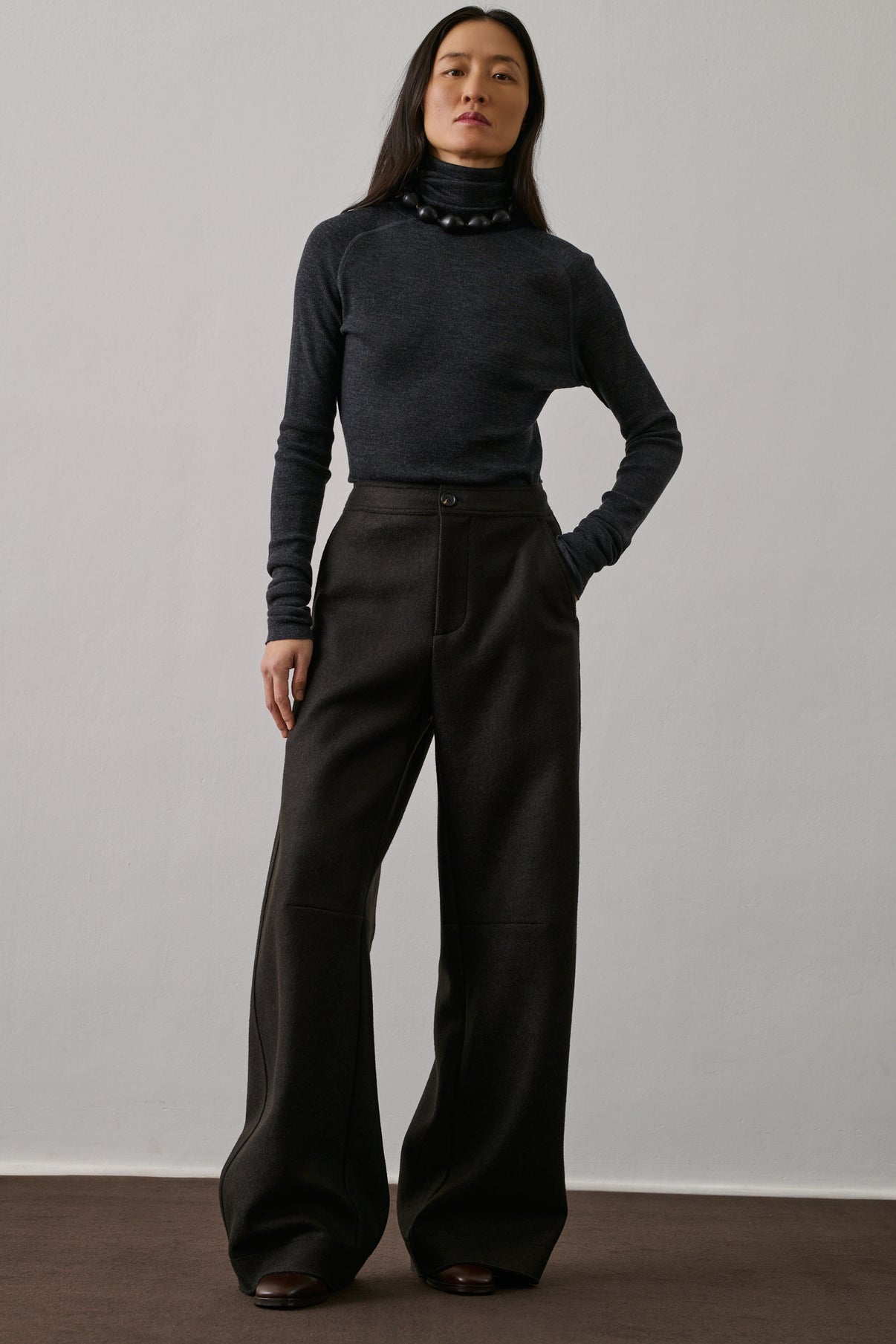 Pantalon Gibson - Vert Ébène - Laine - Femme vue 2