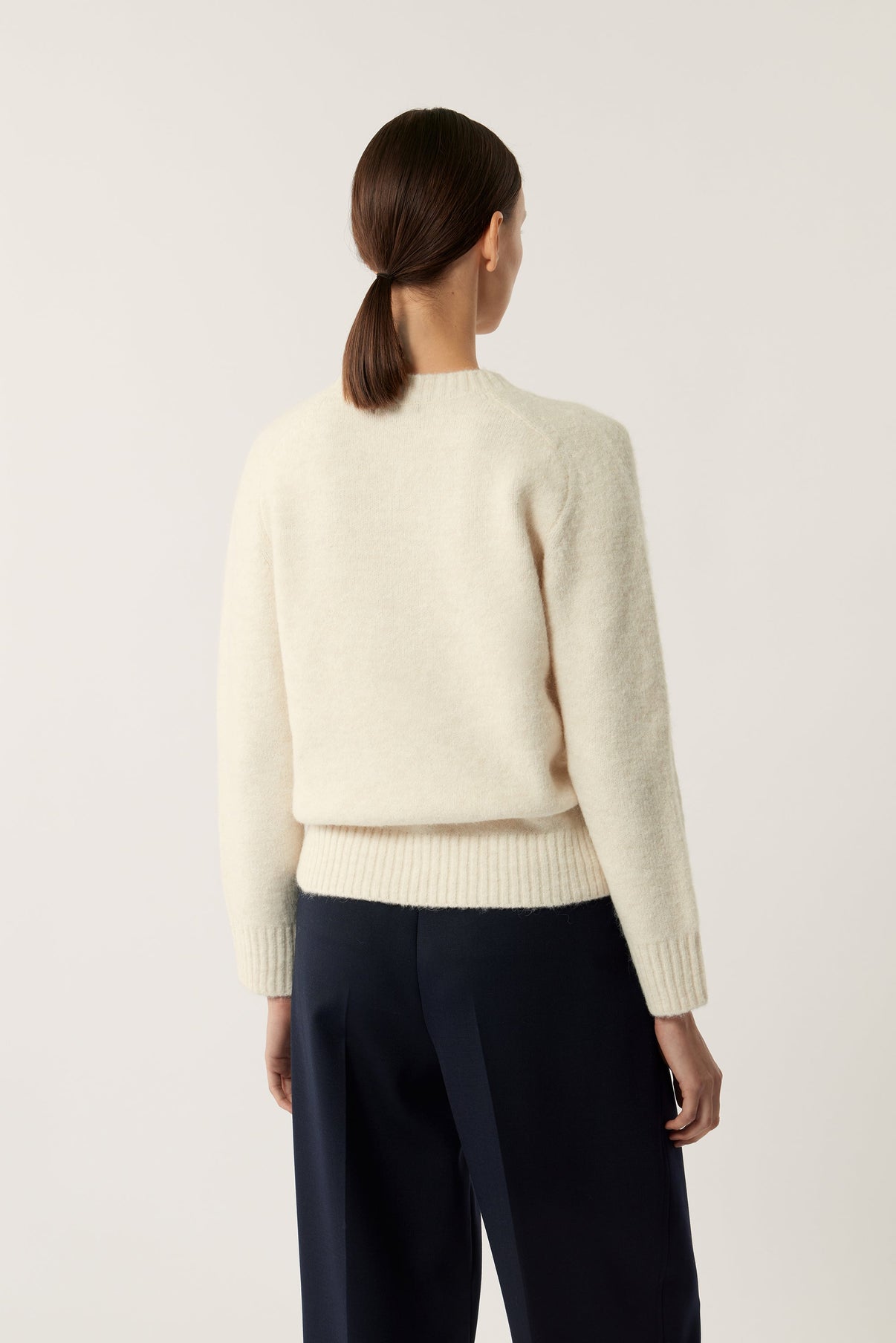 ENVIE OFF-WHITE SWEATER vue 2