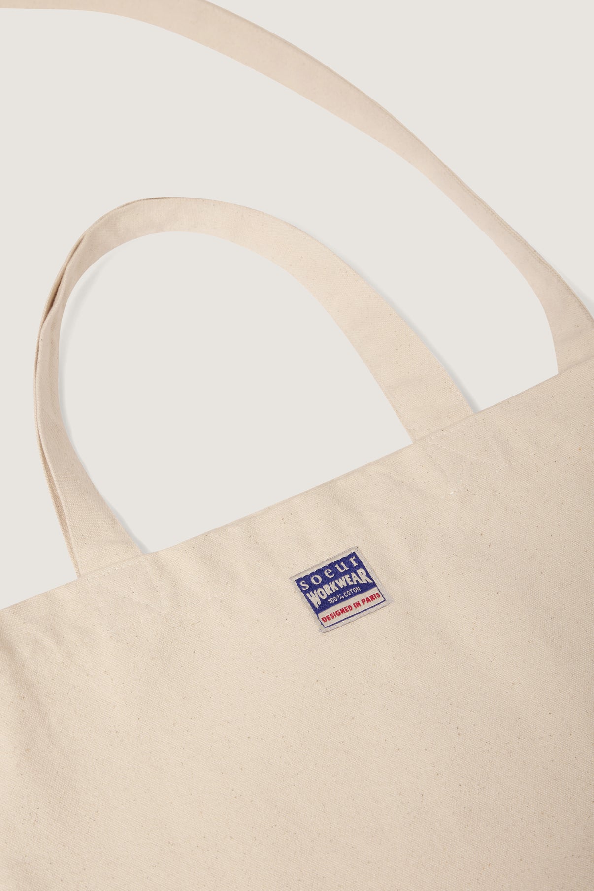 MEDIUM TOTE BAG vue 3